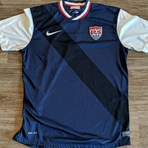 Nike Authentic Dri fit soccer mesh soccer tee M